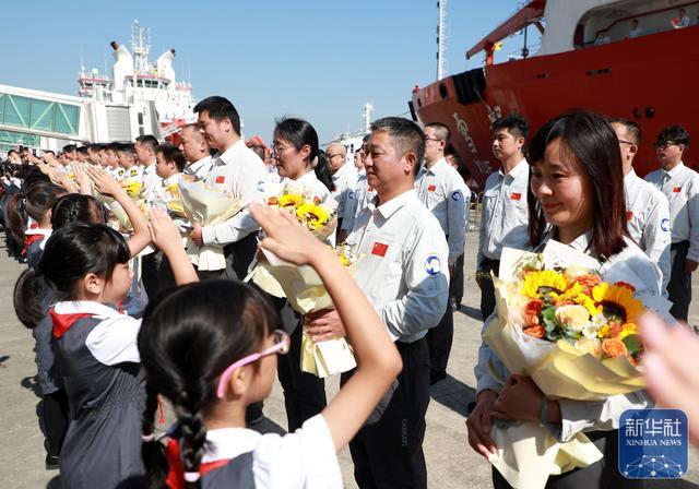 中国第41次南极考察今日出征 双龙启航探秘南极