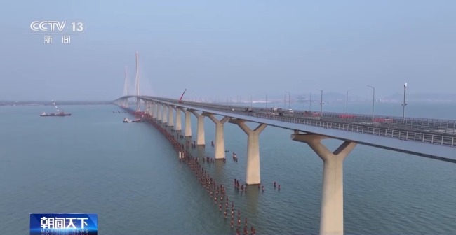 黄茅海跨海通道今日通车试运营